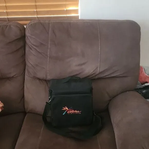 Vintage Aloha Airlines Insulated Bag - Picture 5 of 5